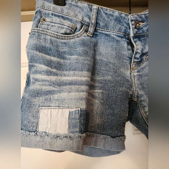 Levi's jeans genuinely crafted, shorts, juniors size 1 - Picture 2 of 10